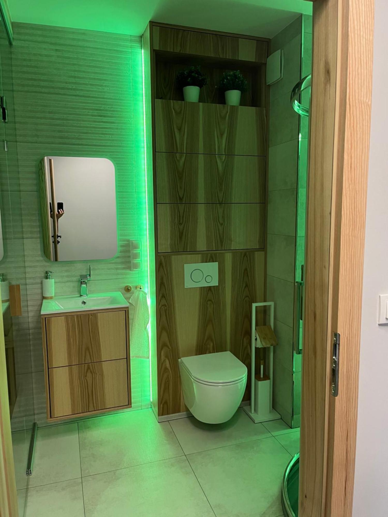 Jesionowe Apartamenty Nad Odra, Stare Miasto, Sauna W Jednym, Klimatyzacja , Garaz Podziemny 0 Zl, Odra River , Old Town, New Building, Air Conditioning, Sauna-One, Underground Garage Free Wroclaw Ngoại thất bức ảnh