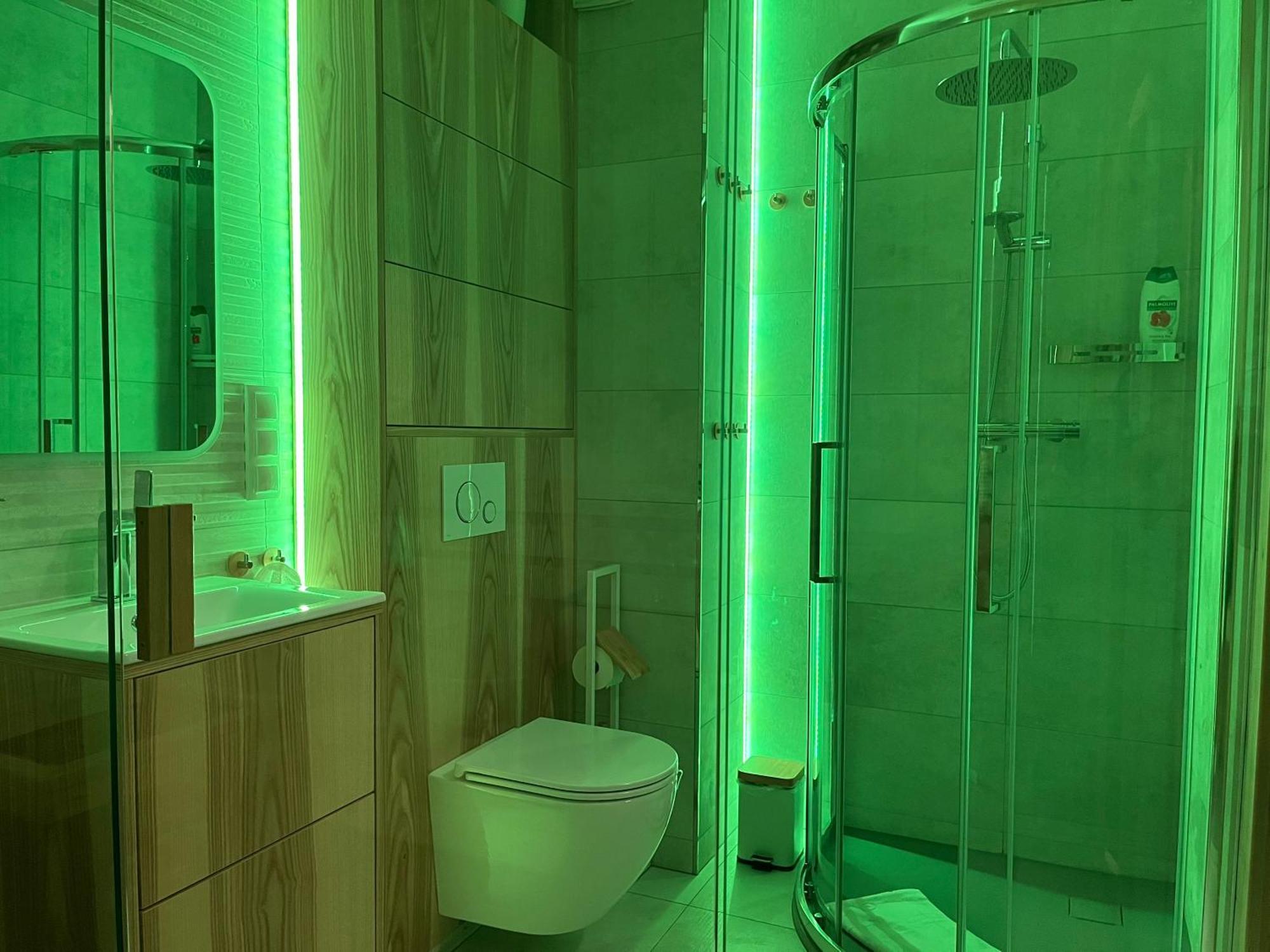 Jesionowe Apartamenty Nad Odra, Stare Miasto, Sauna W Jednym, Klimatyzacja , Garaz Podziemny 0 Zl, Odra River , Old Town, New Building, Air Conditioning, Sauna-One, Underground Garage Free Wroclaw Ngoại thất bức ảnh