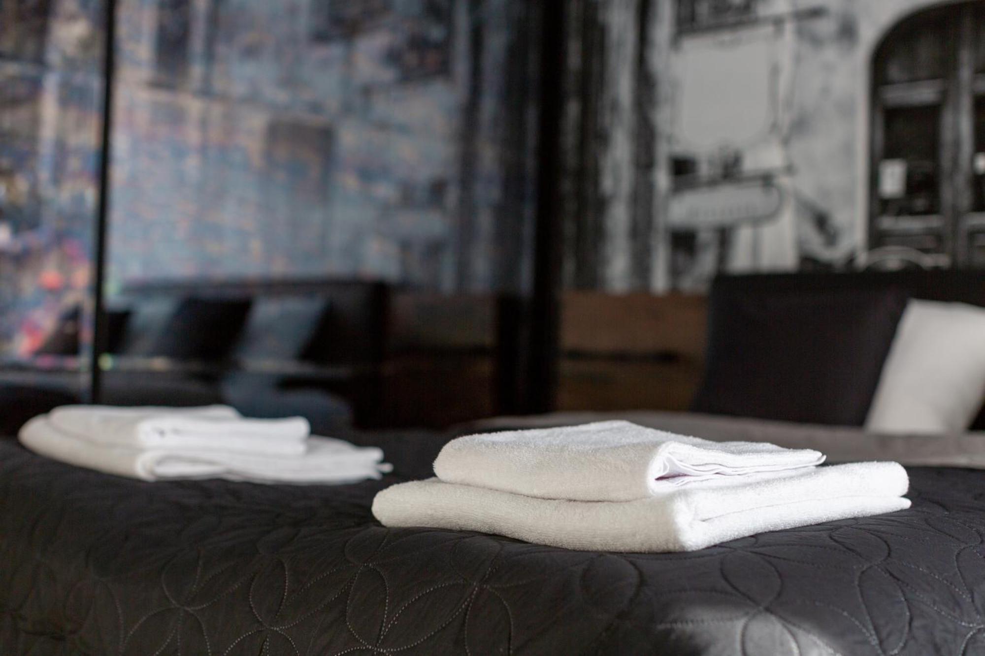 Jesionowe Apartamenty Nad Odra, Stare Miasto, Sauna W Jednym, Klimatyzacja , Garaz Podziemny 0 Zl, Odra River , Old Town, New Building, Air Conditioning, Sauna-One, Underground Garage Free Wroclaw Ngoại thất bức ảnh